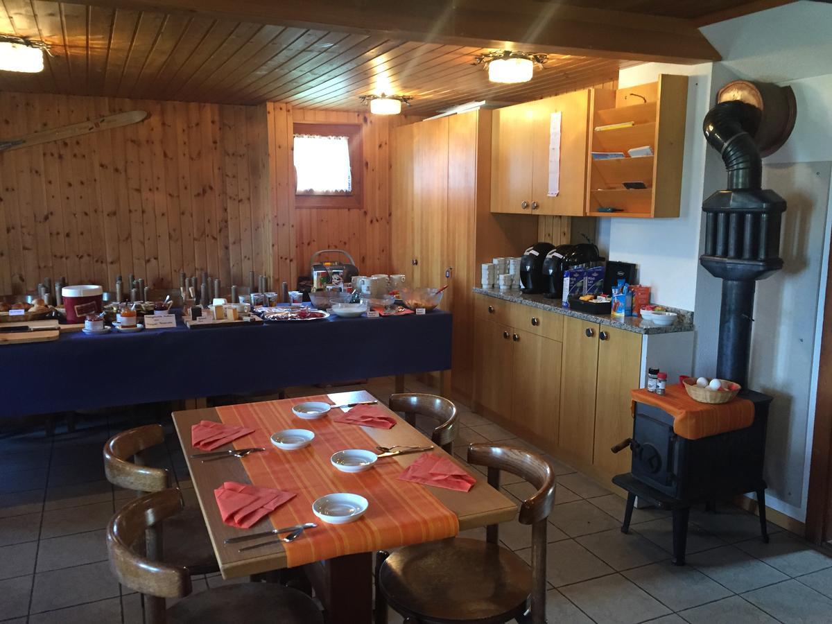 Gruppenhaus Im Walliser Alpstyle Rosswald Eksteriør bilde